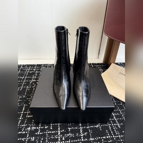 代購級 牛油皮短靴 大長腿必備 YSL 高跟 短靴 Yvette Saint L