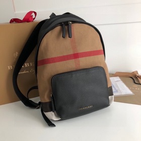 Burberry 巴寶莉 原單新品 Canvas 格紋雙肩包，設有考究牛皮飾邊。