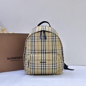 Burberry 巴寶莉典藏米色格紋雙肩包.頂部皮革提柄.可調式肩背帶.雙向拉鍊