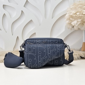 Dior-迪奧專櫃最新款斜挎包，馬鞍包三件套 官網同步 本季新品 采用海軍藍色G