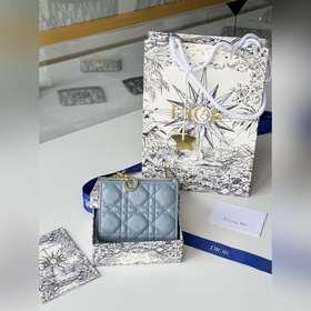 小羊皮制作 Dior Caro Dahlia 錢包加小吊墜 編號：S6037UB