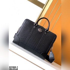 公文包型號：新款82368-1#黑色頂級原單貨古奇GUCCI專櫃流行款，新款鳄魚