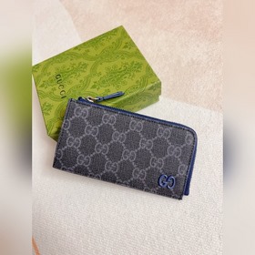 HUHUGucci 最新系列呈現~卡夾 以充滿對比美感的雙色調設計令點綴于包身的