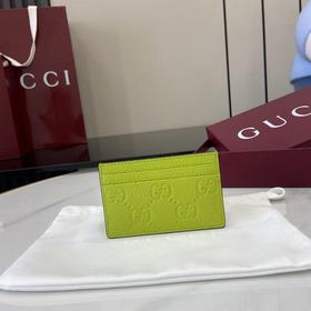 [新品]系列名稱 Gucci Imprint 盡釋GG字母交織圖案的恒久優雅魅力