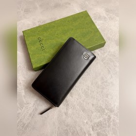 HUHU專櫃最新版GG marmont全拉鍊式皮夾 型號：428736 ，顔色：