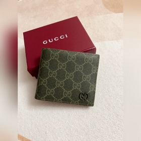 HUHUGucci 最新森綠色系列呈現~短夾(兩邊插卡) 以充滿對比美感的雙色調