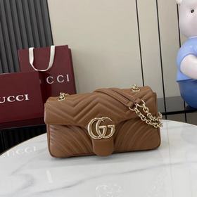進口原廠皮 [新品]品牌标志性GG Marmont系列匠心融蘊雙G造型配件和切
