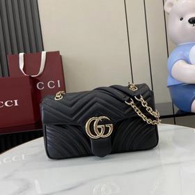 進口原廠皮 [新品]品牌标志性GG Marmont系列匠心融蘊雙G造型配件和切