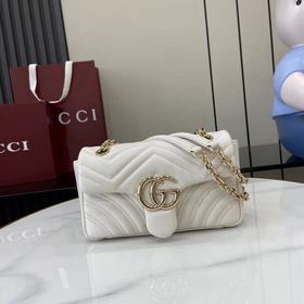 進口原廠皮 [新品]品牌标志性GG Marmont系列匠心融蘊雙G造型配件和切