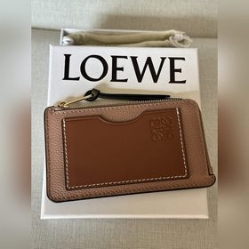 loewe最 卡包A01豆沙粉配包裝 尺寸13-7.5cm