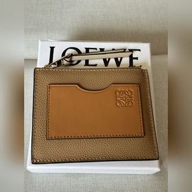 loewe最 卡包A02黑色 太妃糖， 尺寸12-10cm全套包裝