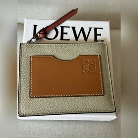 loewe最 卡包A02黑色 淺燕麥， 尺寸12-10cm全套包裝