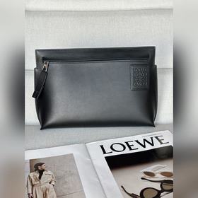 平面牛皮革 T Pouch 小袋 2顔色 型號3059 實用的正面拉鍊小袋，以其