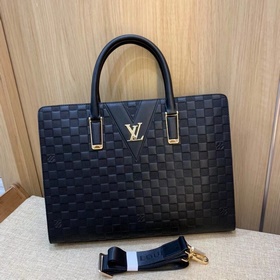 Lv 。公文包 正宗YKK五金，拿到手你就明白有多好 意大利IT進口大象紋牛皮(