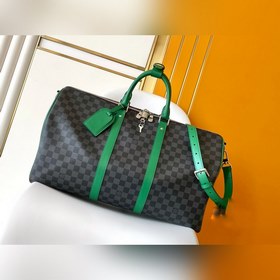 N40844黑格配綠 163c01動态芯片此款 Keepall 50 旅行包采用