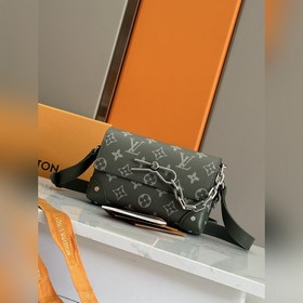 頂級原單 原版開發，全鋼五金 本款 Steamer 迷你手袋融合 Monogra