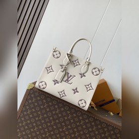 碼芯片，定制頭層牛皮 M45496白絲印 M46531白壓花 M45607杏色