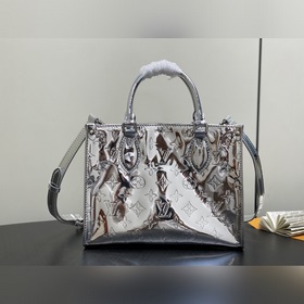 [原單精品]M26373銀色 鏡面漆皮小號四方包 當季新款 ONTHEGO 小號