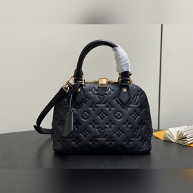 [原單精品]M26489黑色 全皮壓花貝殼包 Alma bb 手袋 充滿巴黎優雅