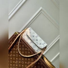 頂級原廠 M83499 本款 Wallet on Chain Ivy 手袋以磁扣
