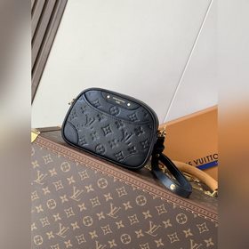 頂級原單，變碼芯片 M25518黑 M26509白 本款TINY CAMERA