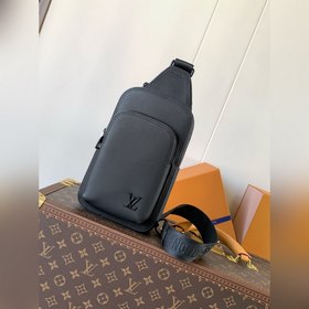M15255黑色 頂級原單 變碼芯片163C 兼具優異耐久性和柔韌性的皮革 Av