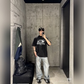 Balenciaga，巴黎世家 26FW 大圓環煙霧水洗短袖T恤 面料采用220