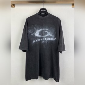 Balenciaga，巴黎世家 26FW 大圓環煙霧水洗短袖T恤 面料采用220