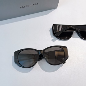 Balenciaga MODEL：BB0455S SIZE：55口18-145