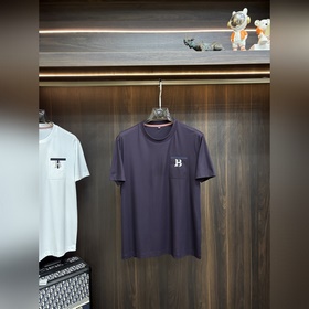 Burberry 2026ss秋季新款發布 巴寶莉圓領短袖T恤，高端新款短袖，字