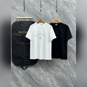 26新品#BURBERRY，巴寶莉 新款戰馬刺繡圓領短袖T恤 高版本 高品質 時