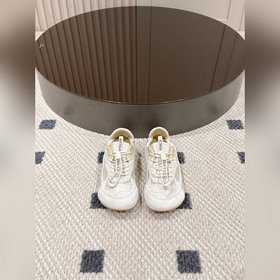 女碼數35-40(定制41) Bottega Veneta 2026春季網面運動