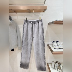 克羅心 頂級貨品 2026秋冬新款休閑褲！官網同步發售。品牌經典LOGO休閑褲