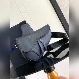 (原單配盒子)迪馬鞍包(情侶款)馬鞍包(原單品質)男士單品分享 斜挎包
