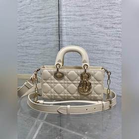 淺米色 D-joy最新mini系列，說micro太小，小號太大的寶貝們都看過來，