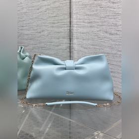 Dior-LAMBSKIN 2026春夏新款LAMBSKIN鍊條包，全新的包形，