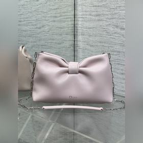 Dior-LAMBSKIN 2026春夏新款LAMBSKIN鍊條包，全新的包形，