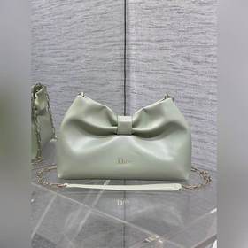 Dior-LAMBSKIN 2026春夏新款LAMBSKIN鍊條包，全新的包形，