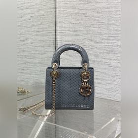 Lady戴妃三格珍稀蛇皮閃亮登場，高雅又不失個性，非它莫屬 ，科普一下每條蛇皮的