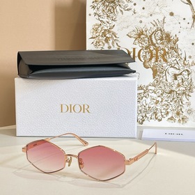 DIOR MODEL：DiorCannage R3U SIZE：55口17-