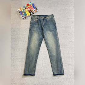 FENDI 芬迪 男士牛仔褲，官宣畫冊海報穿搭款！ 客供高級進口的丹甯原色面料，