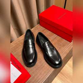 Ferragamo~  碼數：39-44(38.45.46定制) F家新品男