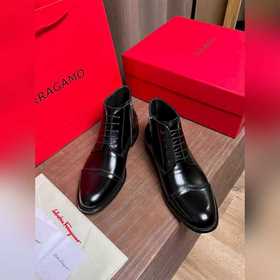 Ferragamo~ 碼數：39-44(38.45.46定制) F家新品男士高