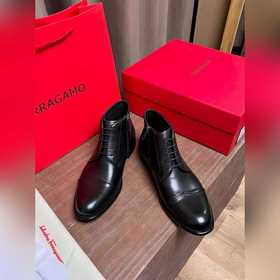 Ferragamo~ 碼數：39-44(38.45.46定制) F家新品男士高
