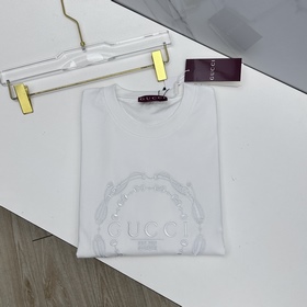 Gucci古馳 微闊 新款首發專櫃最新款短袖圓領T恤 高端訂制 設計前衛時尚！品