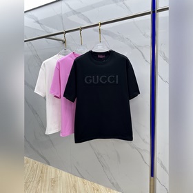 Gucci古馳 微闊 新款首發專櫃最新款短袖圓領T恤 高端訂制 設計前衛時尚！品