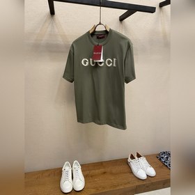 Gucci  GU 森林綠刺繡圓領短袖 原，900購買 森林綠細絨針織棉、