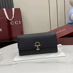 配全套原廠專櫃包裝 [新品]這款Gucci Softbit系列肩背包匠心融蘊大號