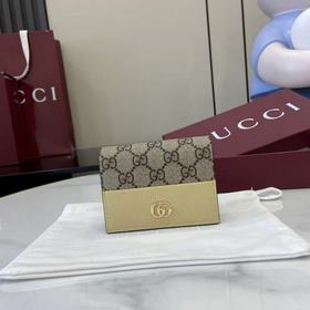 配全套原廠專櫃包裝 品牌将多種清新色調引入GG Marmont系列。這款小號錢包