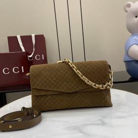 配全套原廠專櫃包裝 該手袋融蘊現代廓形與品牌标志性圖案。這款剪裁流暢的手袋搭配飾